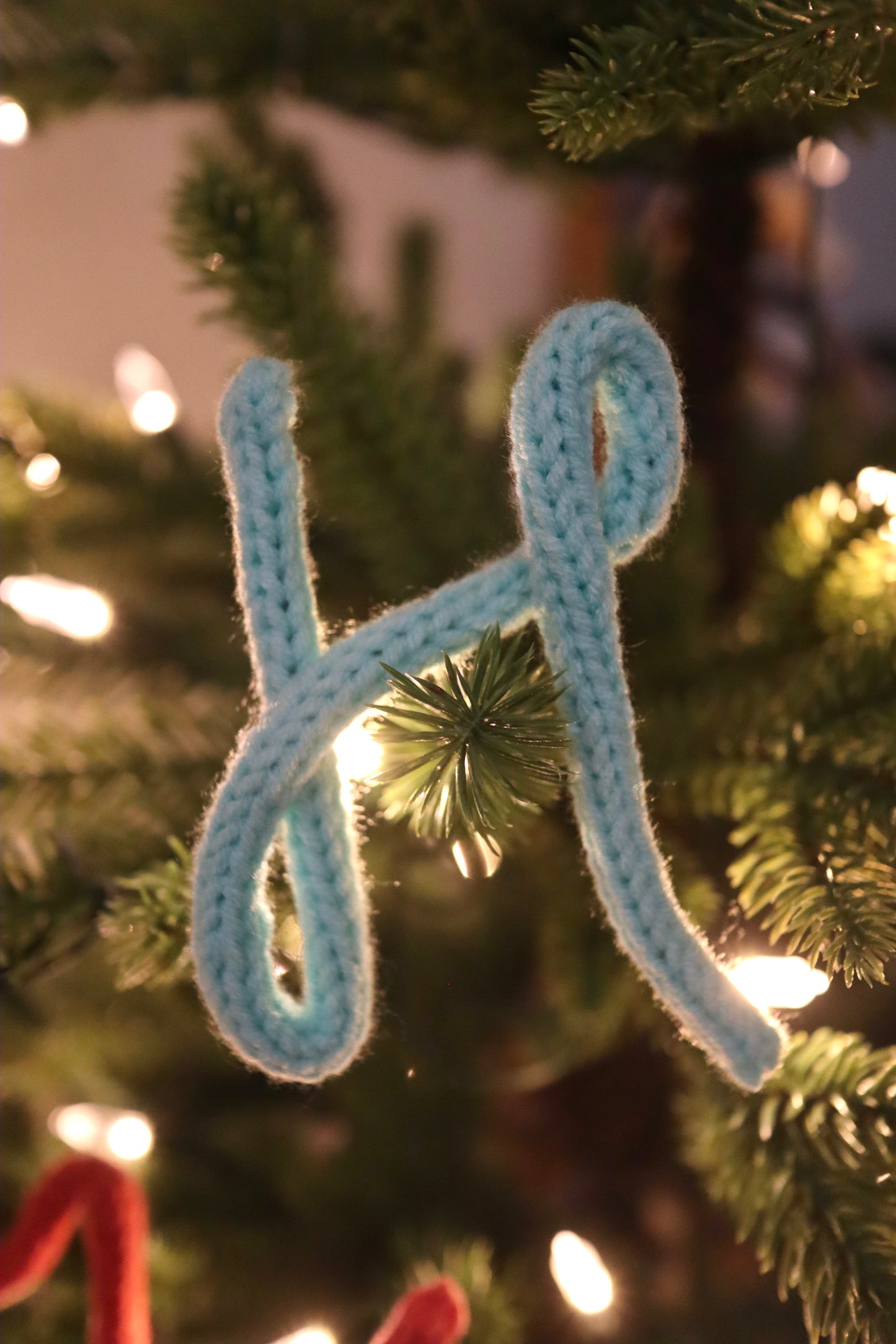 Personalised Holiday Charm - Crochet Alphabet A-Z Christmas Tree Decorations - Festival Fun